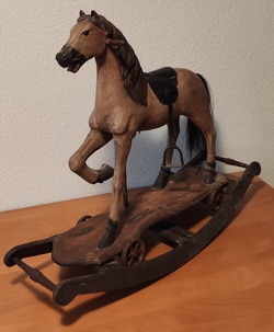 Schaukelpferd